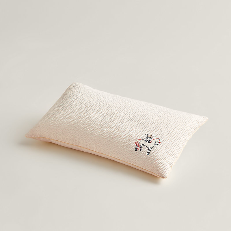 Cabriole pillow | Hermès Mainland China